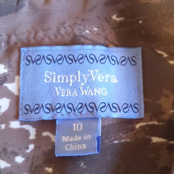 Simply Vera Dress - Picture 5 of 7